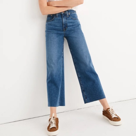 Madewell Denim - Madewell Slim Wide-Leg Jeans in Crownridge Wash: Raw-Hem Edition